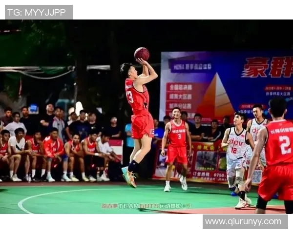 武汉篮球队配合默契创新高引领全国篮球新潮流